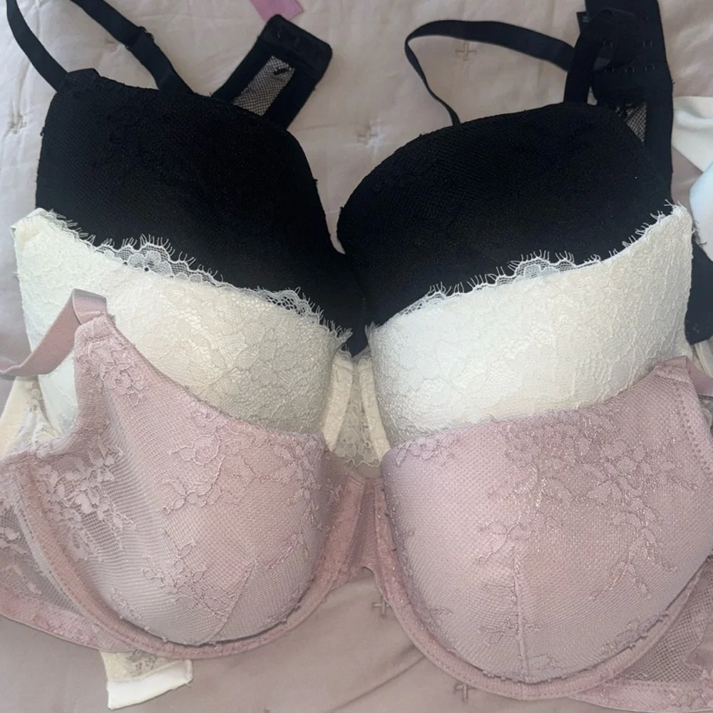H&M Bras - Picture 1 of 9